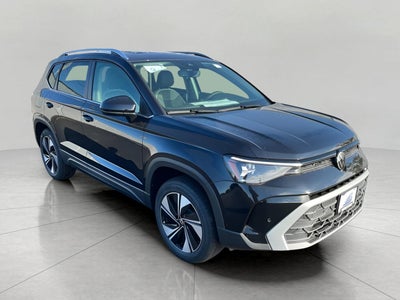 2025 Volkswagen Taos SE 4MOTION