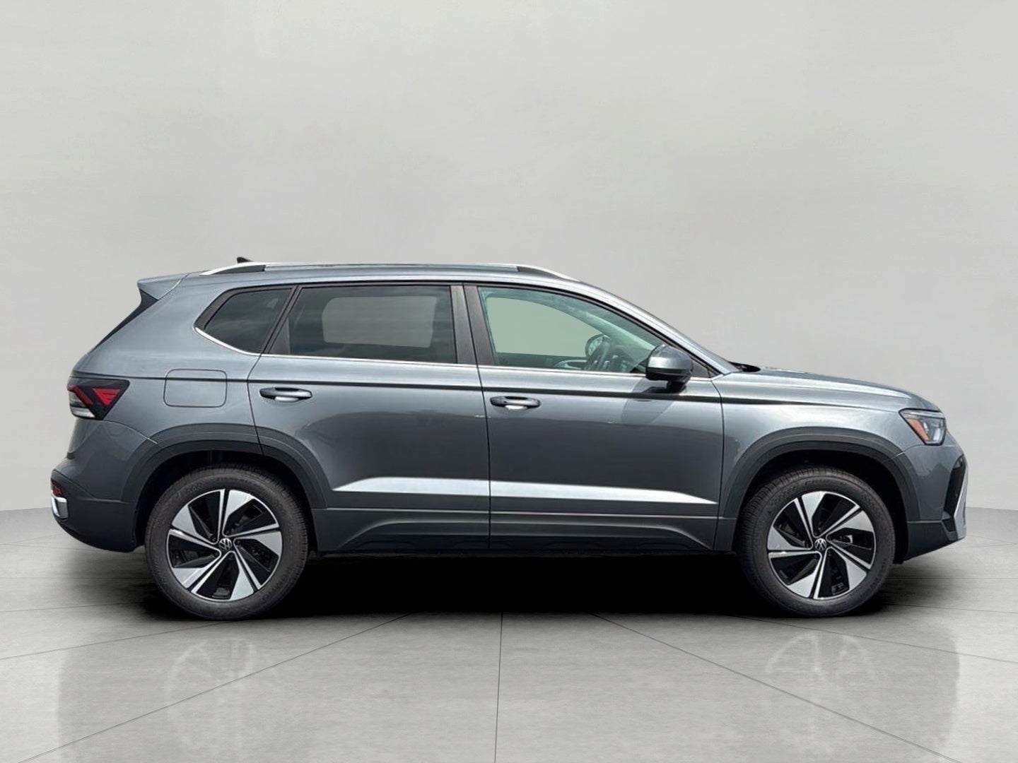 2026 Volkswagen Taos SE 4MOTION