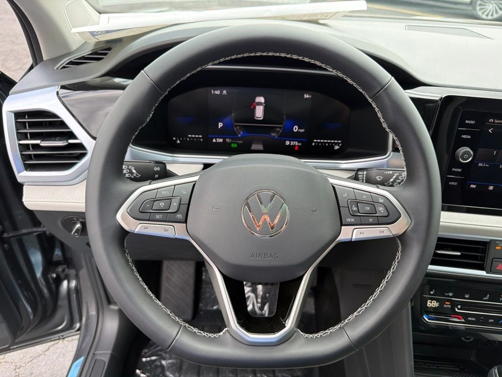 2026 Volkswagen Taos SE 4MOTION
