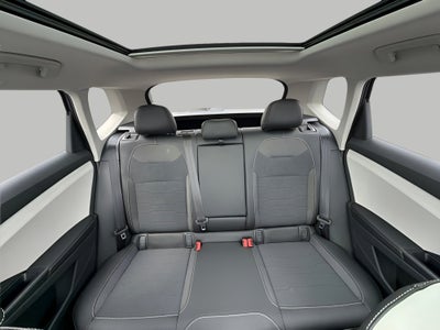 2026 Volkswagen Taos SE 4MOTION