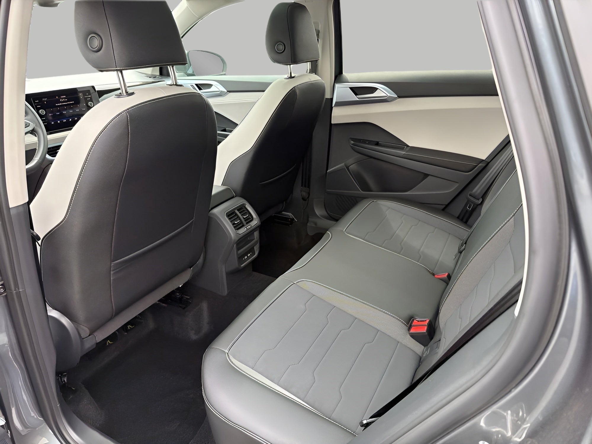 2026 Volkswagen Taos SE 4MOTION
