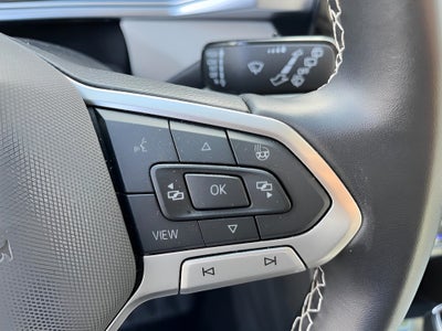 2025 Volkswagen Taos SE 4MOTION