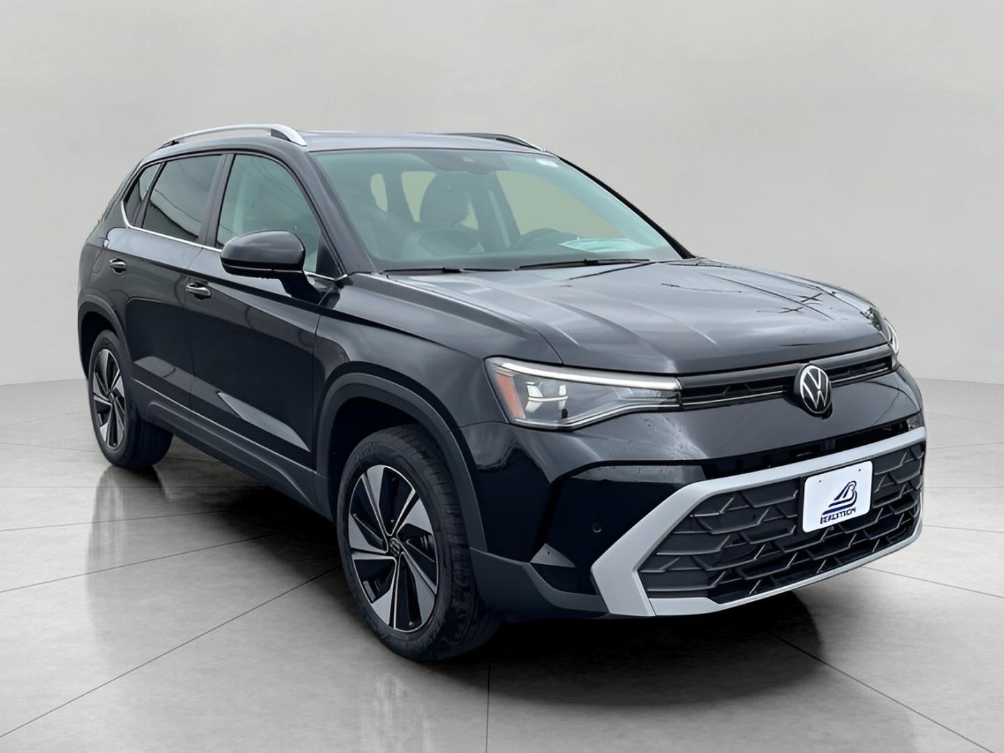 2025 Volkswagen Taos SE 4MOTION