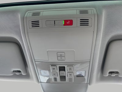 2025 Volkswagen Taos SE 4MOTION