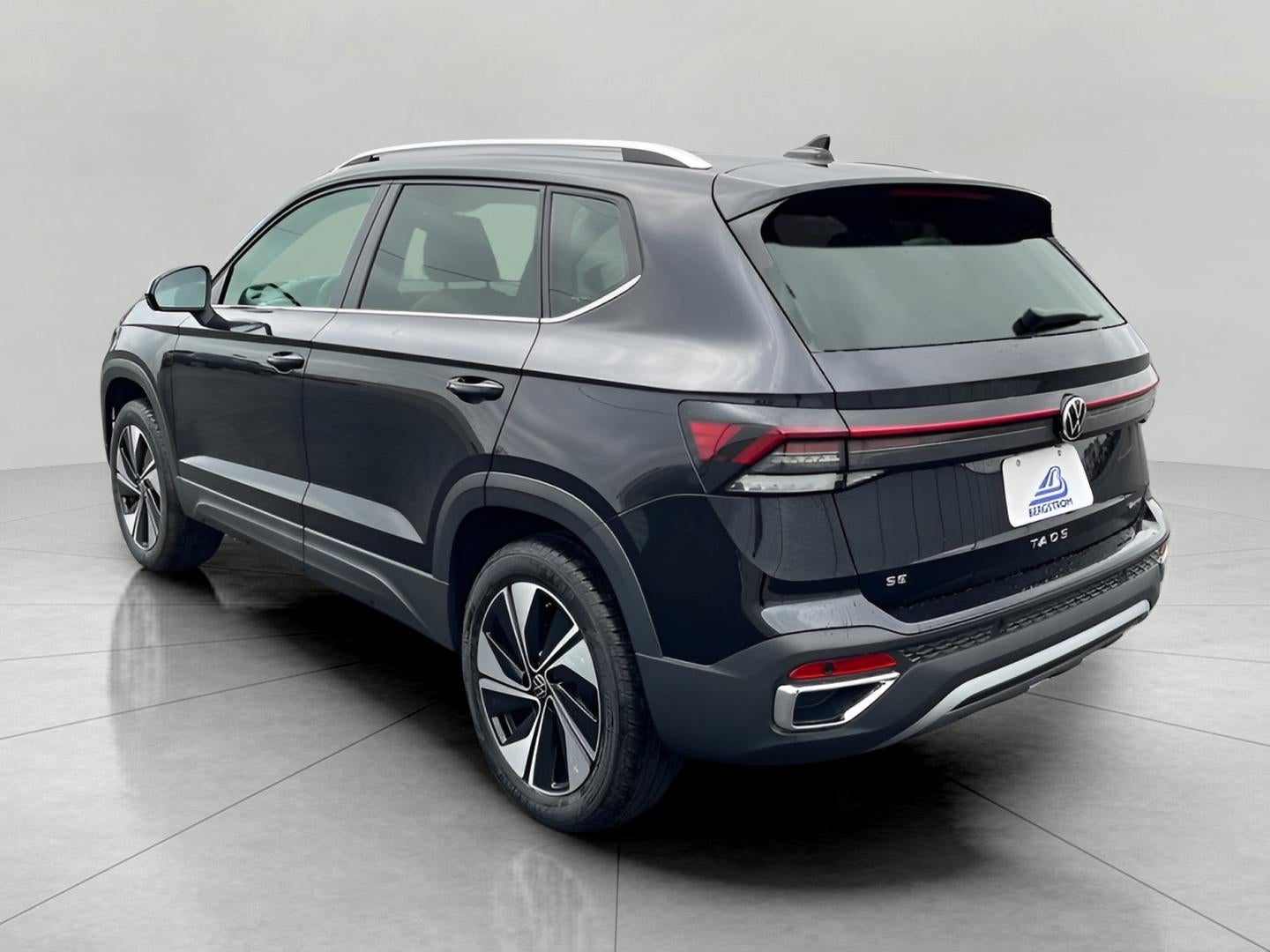 2025 Volkswagen Taos SE 4MOTION