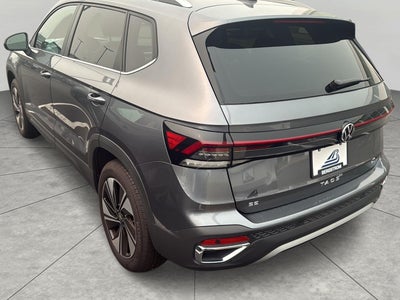2025 Volkswagen Taos SE 4MOTION