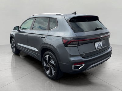 2025 Volkswagen Taos SE 4MOTION
