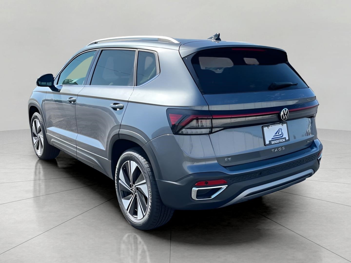 2026 Volkswagen Taos SE 4MOTION