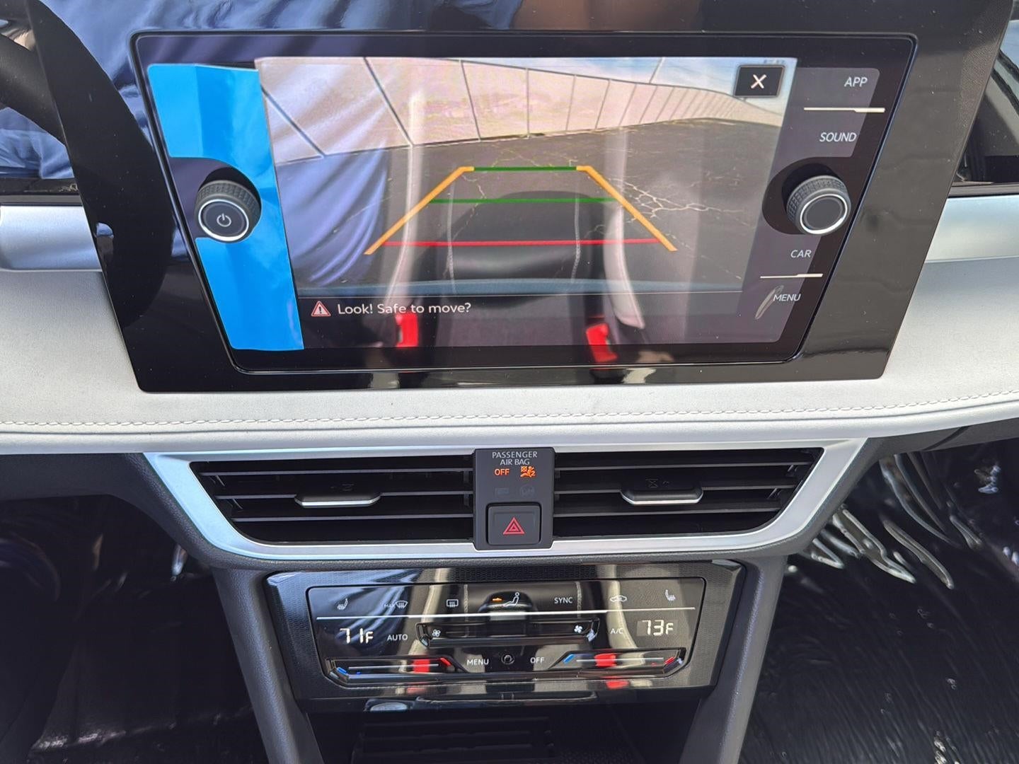 2027 Volkswagen Taos SE 4MOTION