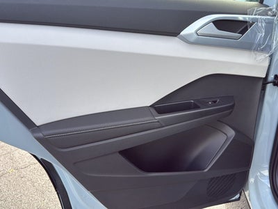 2027 Volkswagen Taos SE 4MOTION
