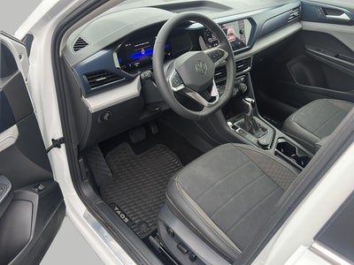 2024 Volkswagen Taos SE 4MOTION