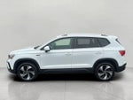 2024 Volkswagen Taos SE 4MOTION