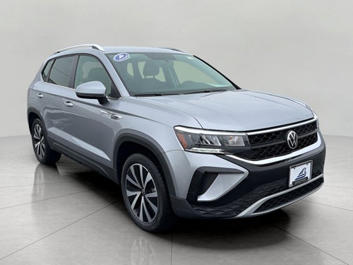 2022 Volkswagen Taos SE 4MOTION