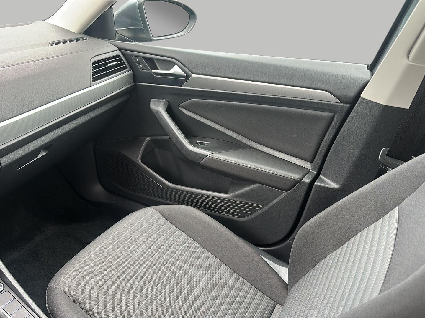 2024 Volkswagen Jetta S Auto