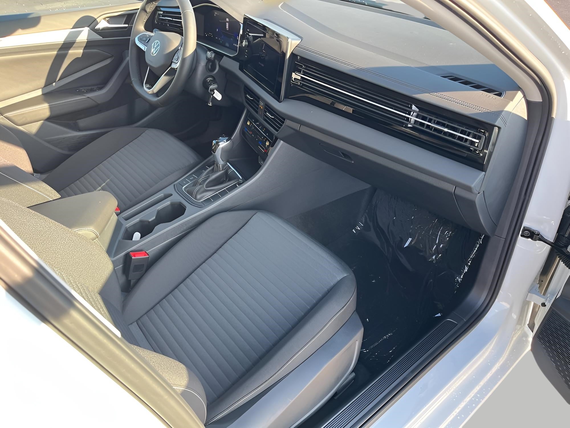 2025 Volkswagen Jetta S Auto