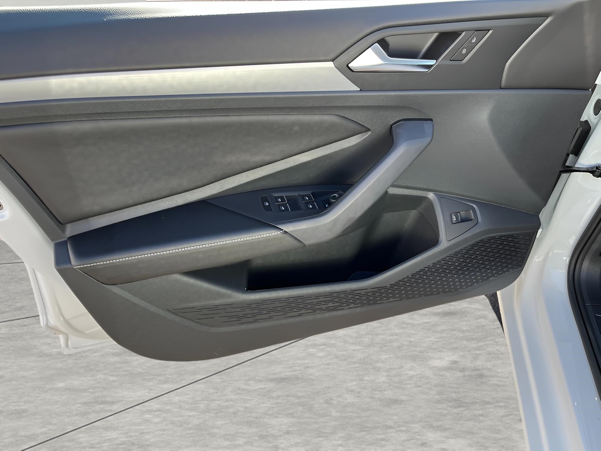 2025 Volkswagen Jetta S Auto