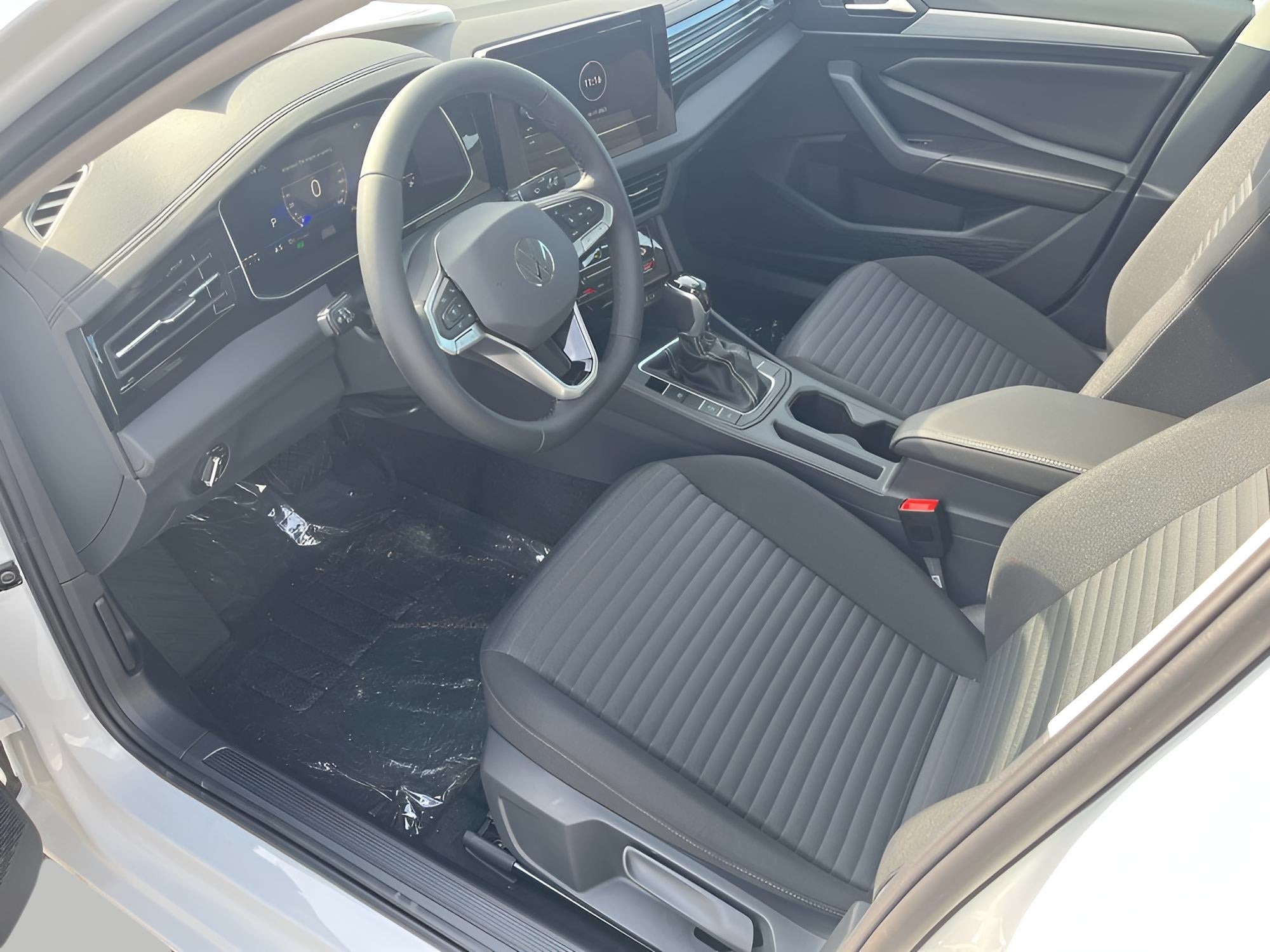 2025 Volkswagen Jetta S Auto