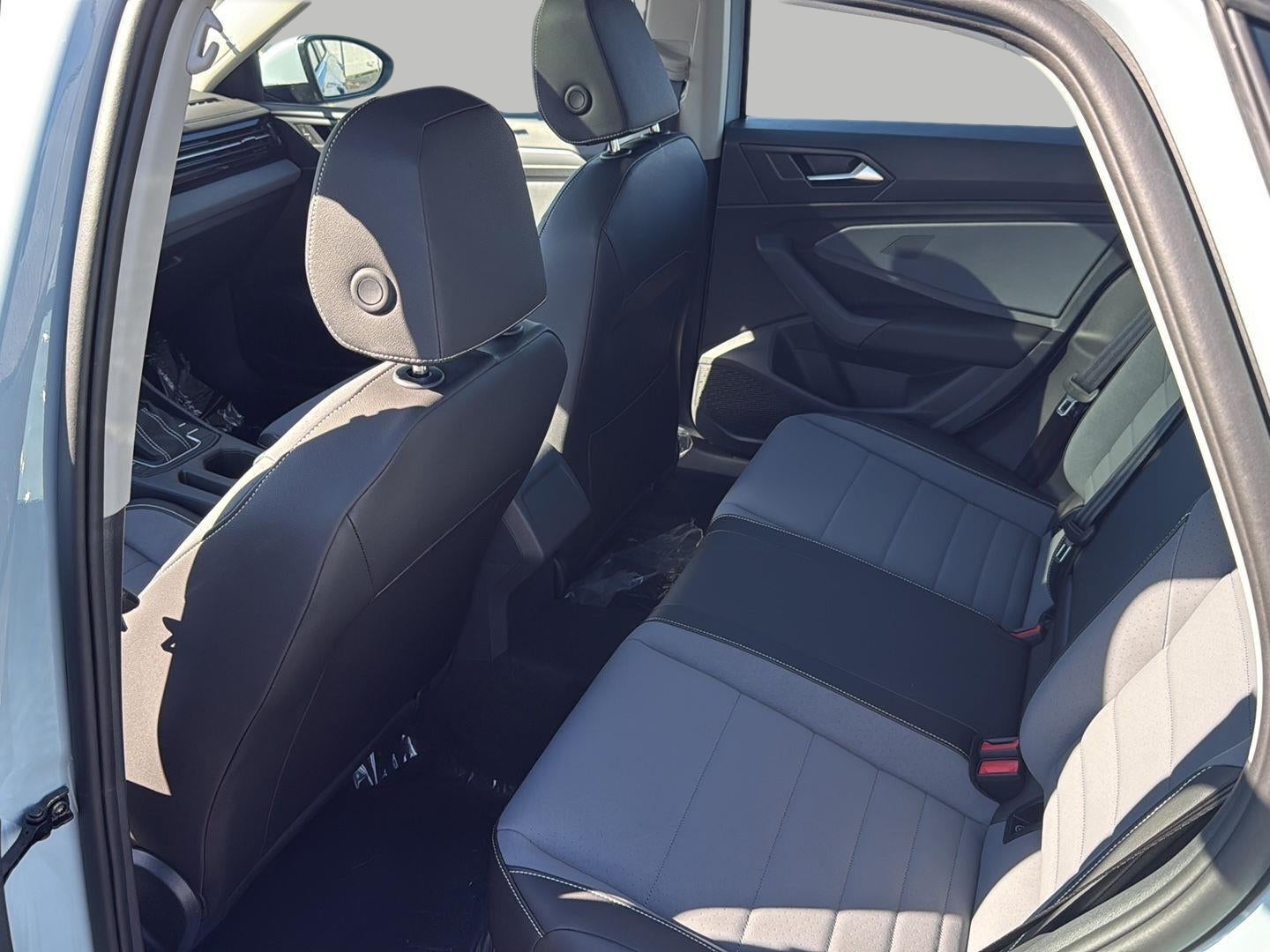 2027 Volkswagen Jetta SE Sedan