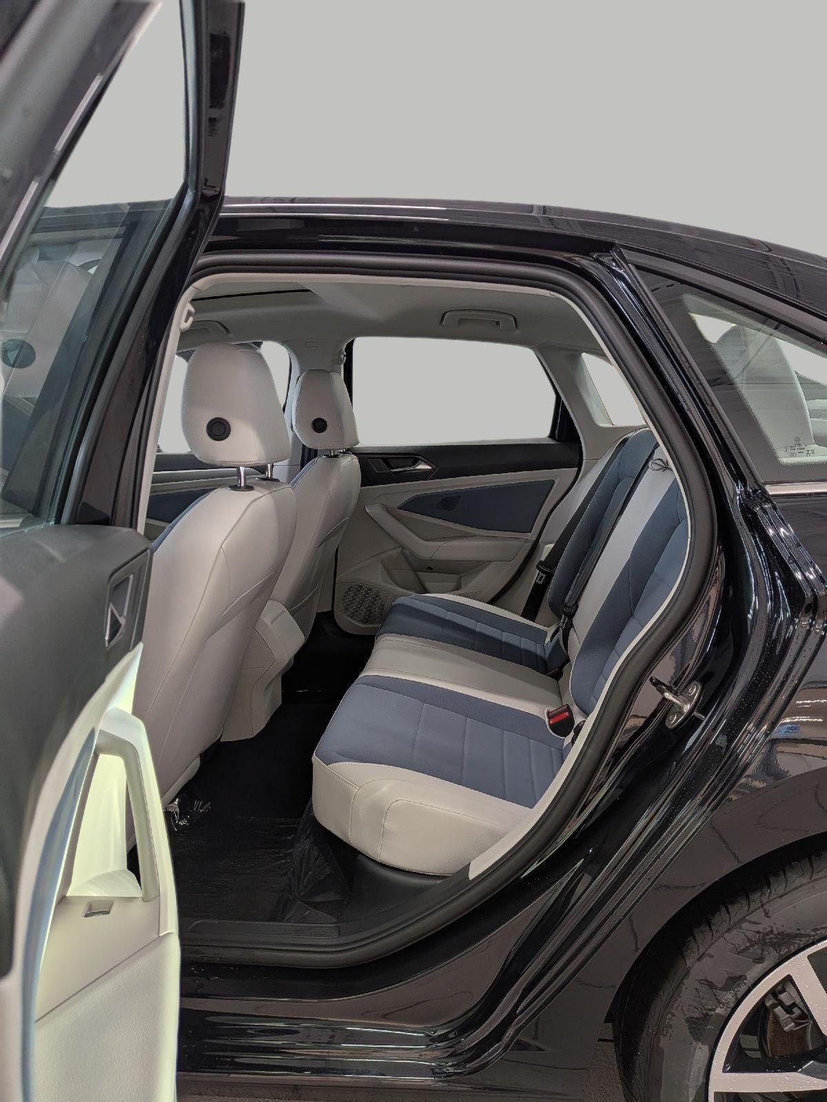 2026 Volkswagen Jetta SE Auto