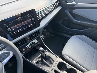 2026 Volkswagen Jetta SE Auto