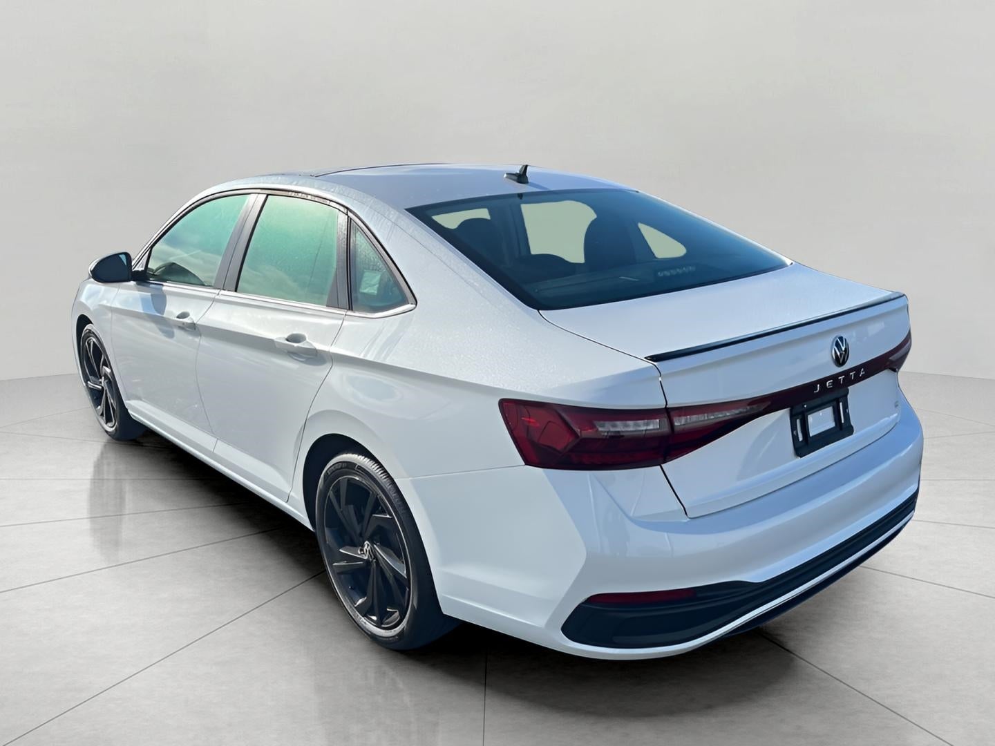 2025 Volkswagen Jetta SE Auto