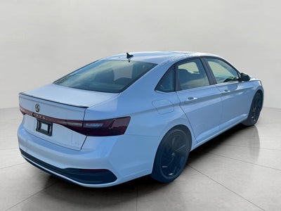 2025 Volkswagen Jetta SE Auto