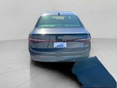 2025 Volkswagen Jetta SE Auto