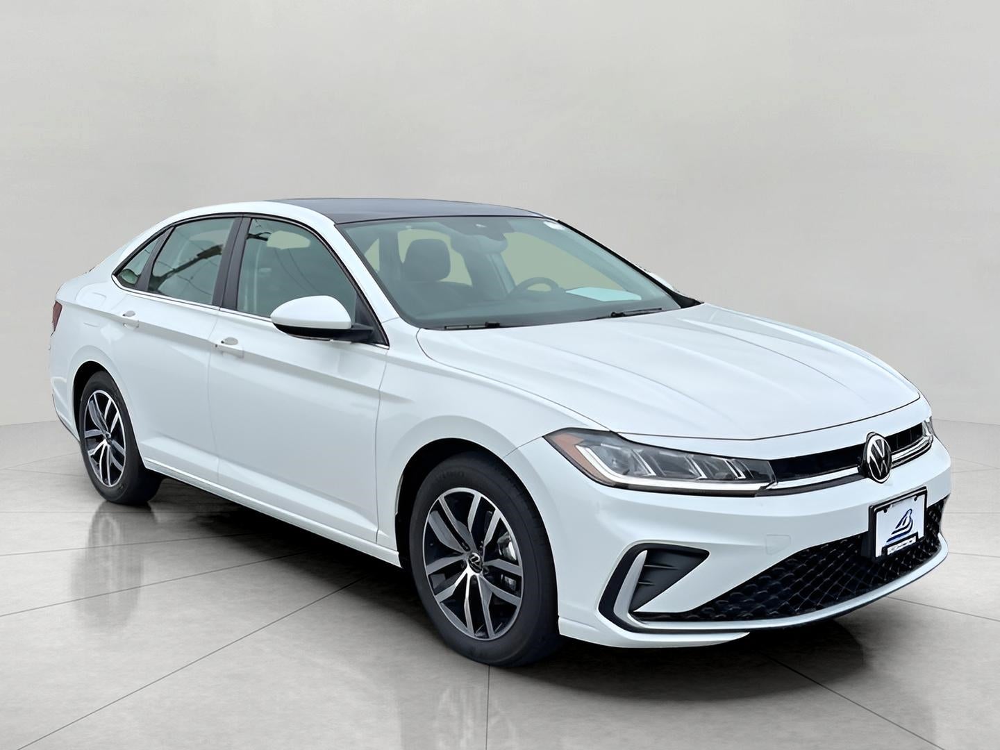 2025 Volkswagen Jetta SE Auto