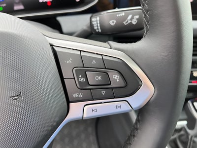 2025 Volkswagen Jetta SE Auto