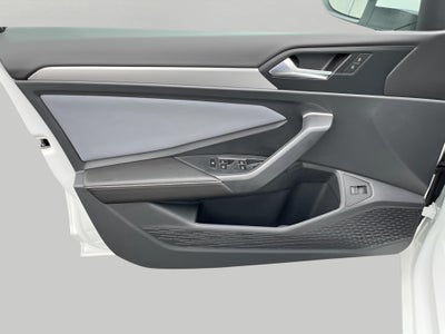 2025 Volkswagen Jetta SE Auto