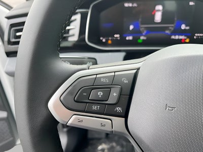 2025 Volkswagen Jetta SE Auto