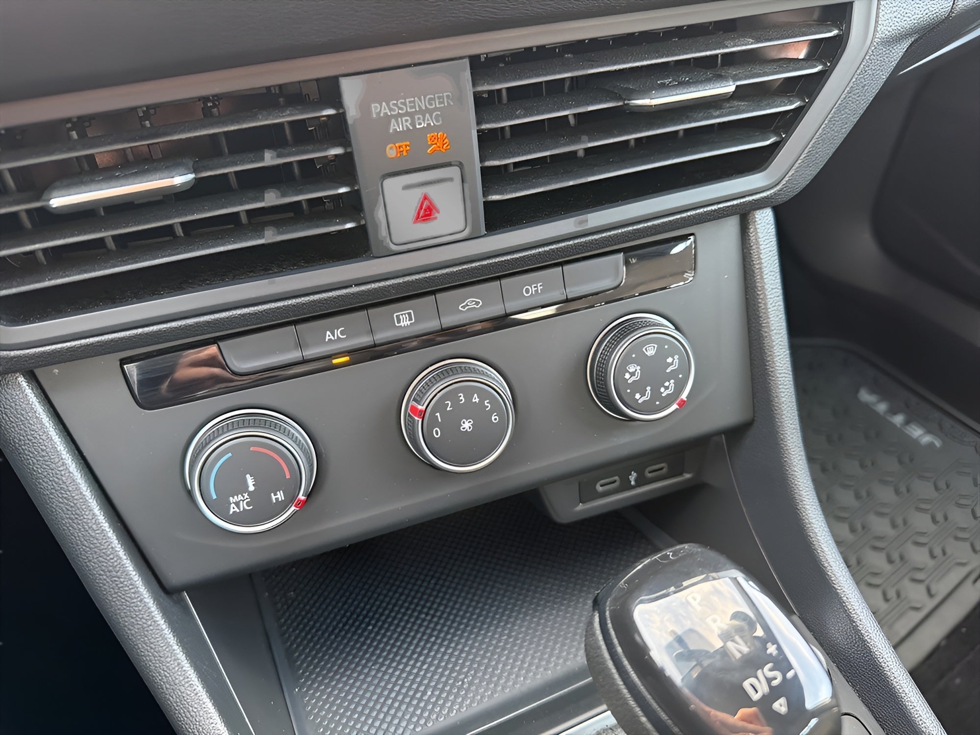 2023 Volkswagen Jetta Sport Auto