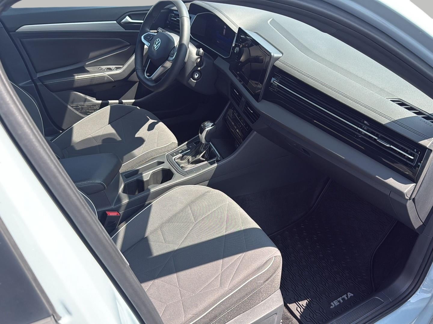 2026 Volkswagen Jetta Sport Auto
