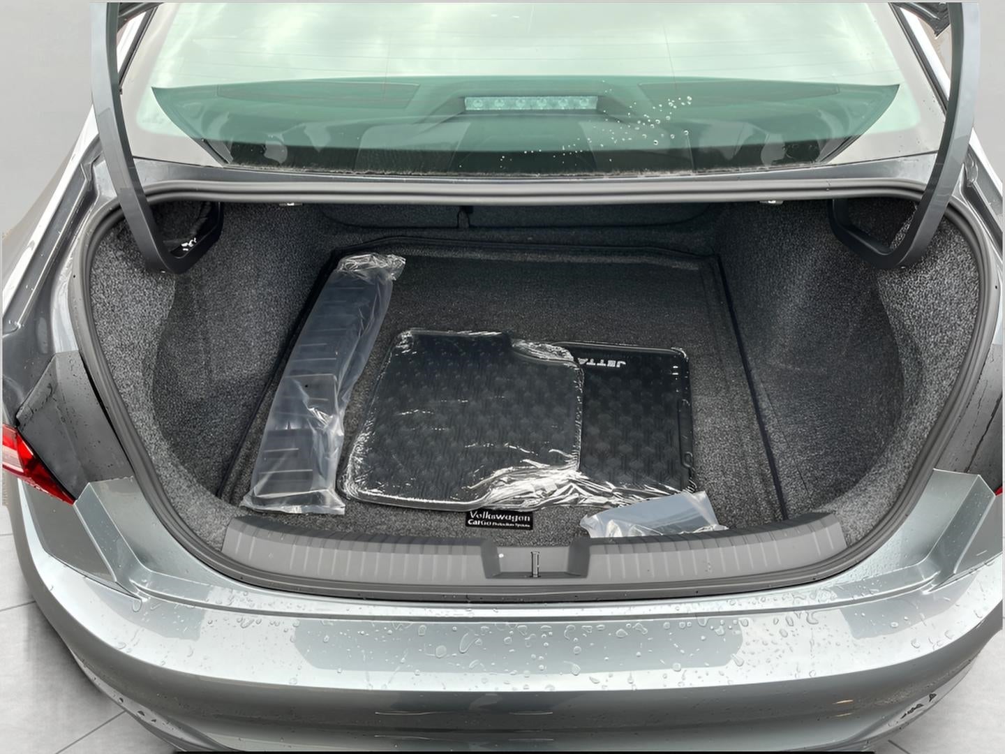 2025 Volkswagen Jetta Sport Auto