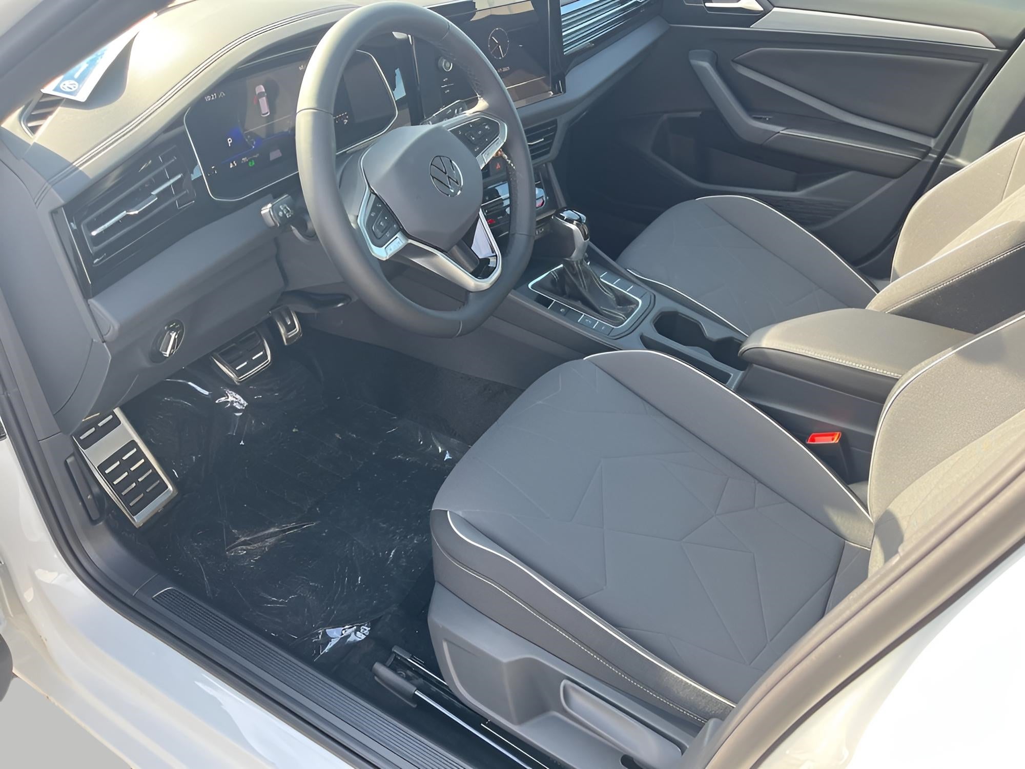 2025 Volkswagen Jetta Sport Auto