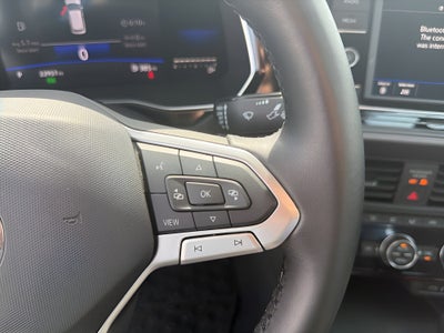 2022 Volkswagen Jetta SE Auto