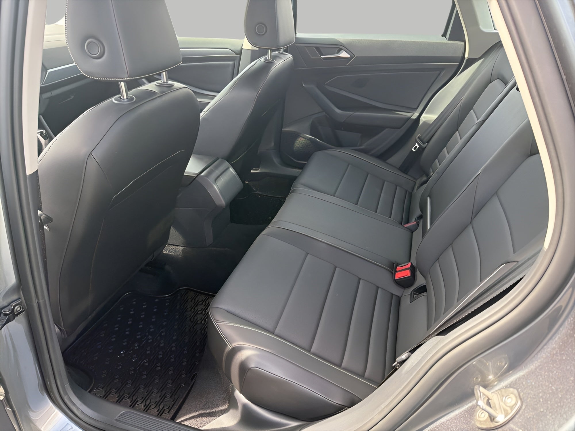 2022 Volkswagen Jetta SE Auto