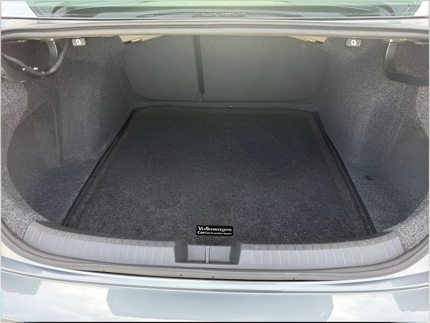 2022 Volkswagen Jetta SE Auto