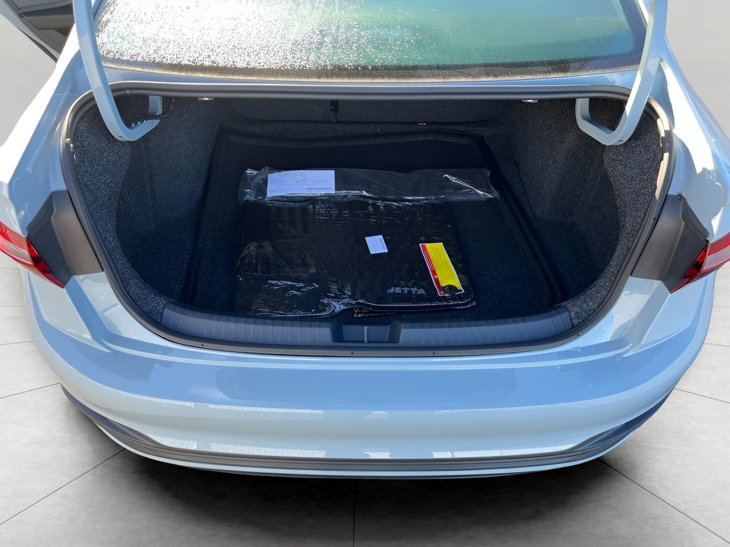 2025 Volkswagen Jetta SE Auto