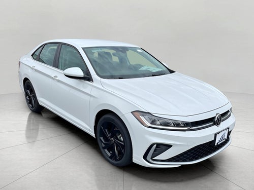 2025 Volkswagen Jetta SE Auto