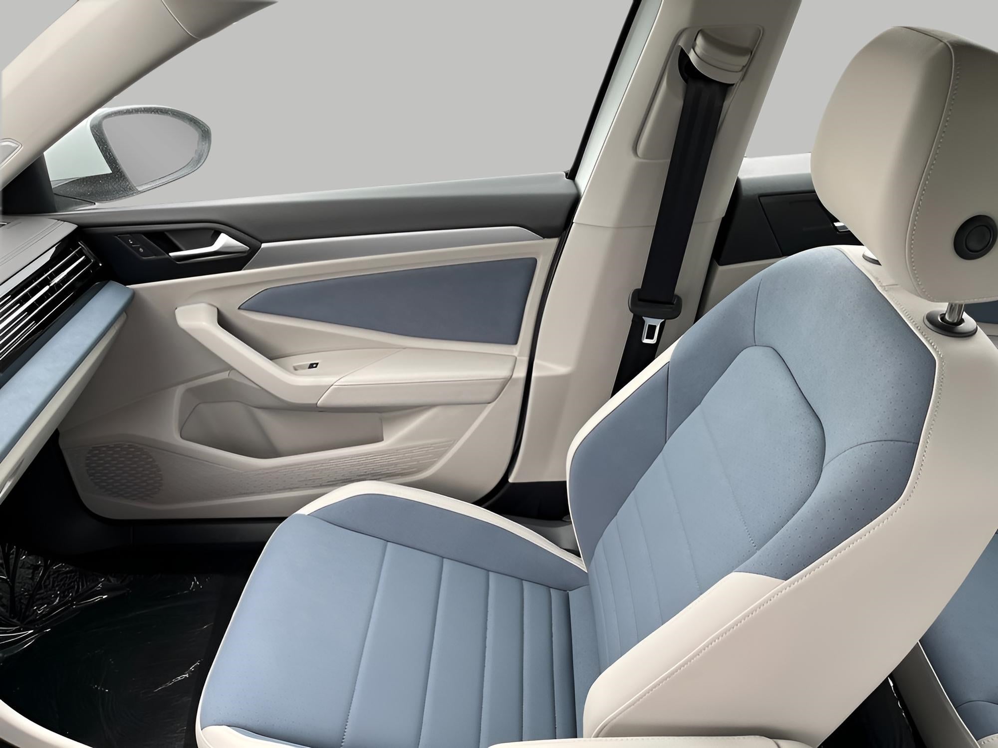 2025 Volkswagen Jetta SE Auto