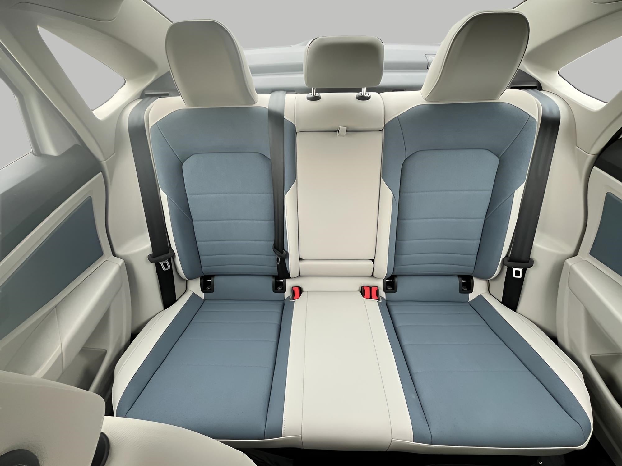 2025 Volkswagen Jetta SE Auto