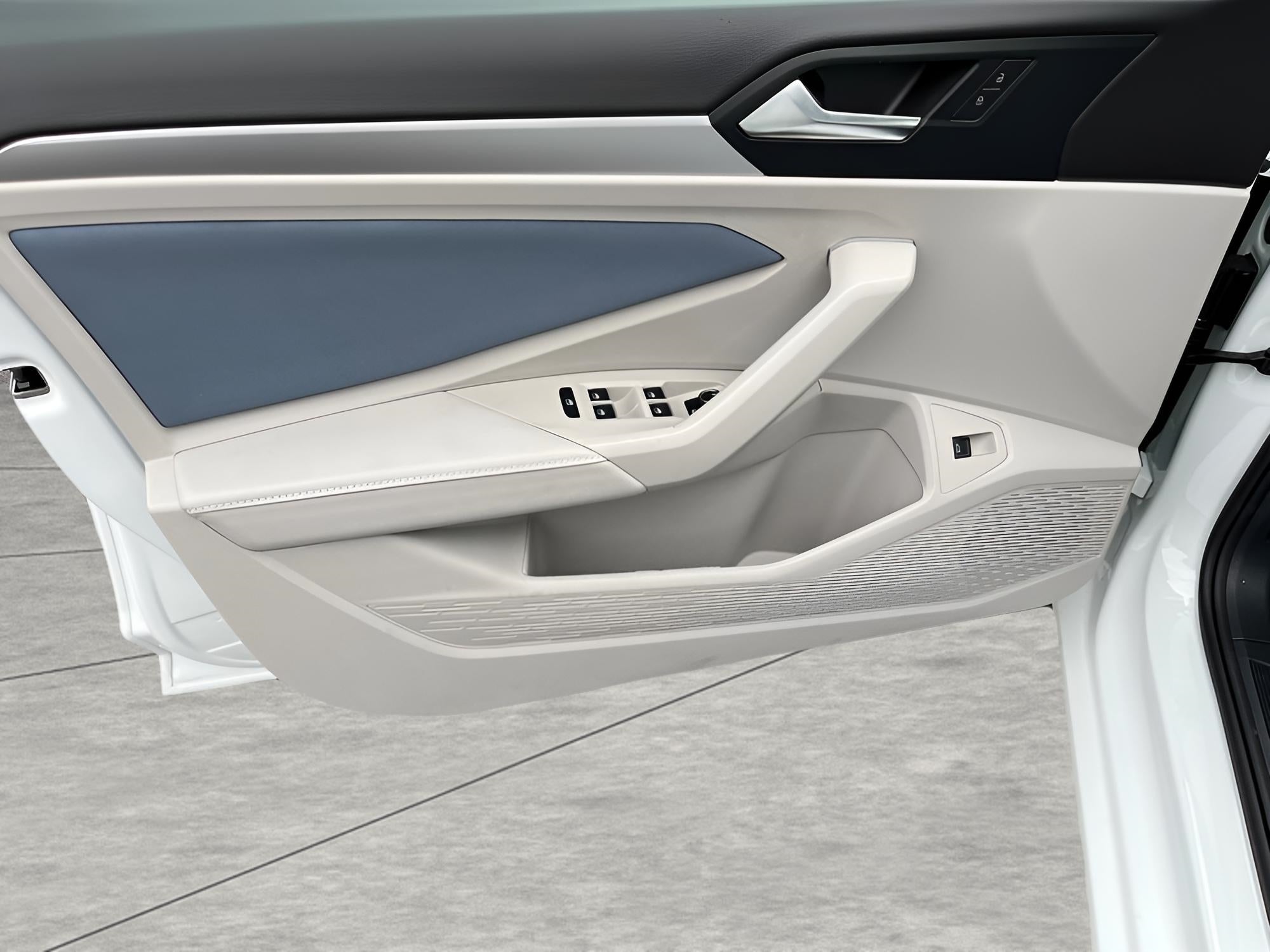 2025 Volkswagen Jetta SE Auto