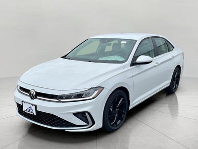 2025 Volkswagen Jetta SE Auto