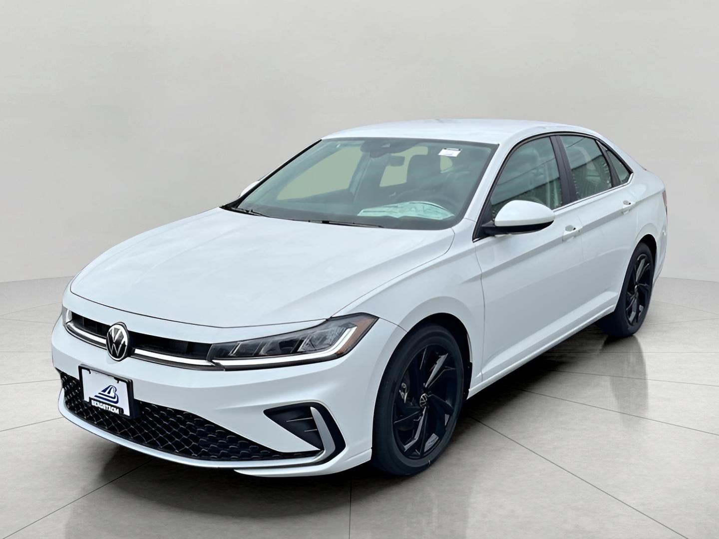 2025 Volkswagen Jetta SE Auto