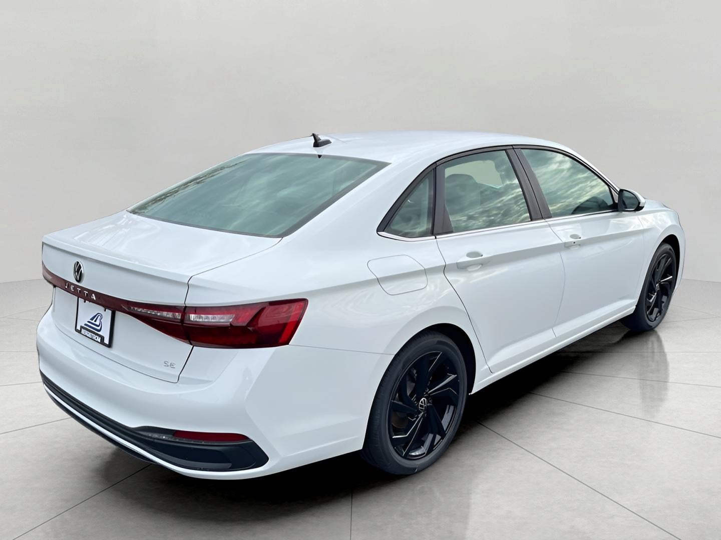 2025 Volkswagen Jetta SE Auto