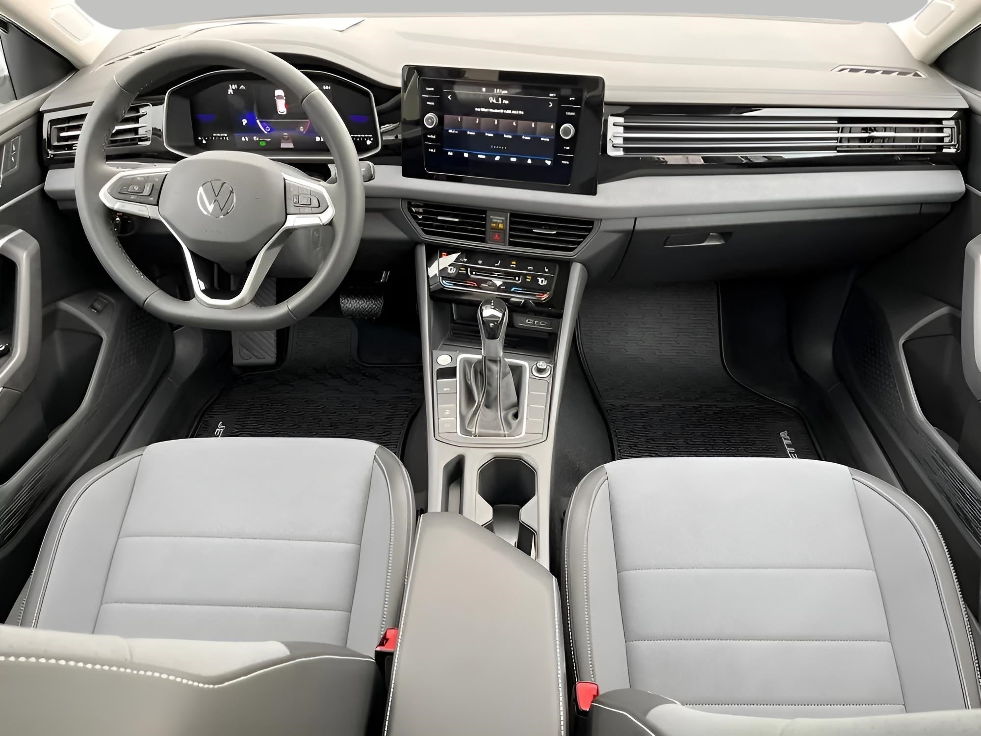 2025 Volkswagen Jetta SE Auto