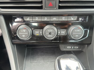 2023 Volkswagen Jetta SEL Auto