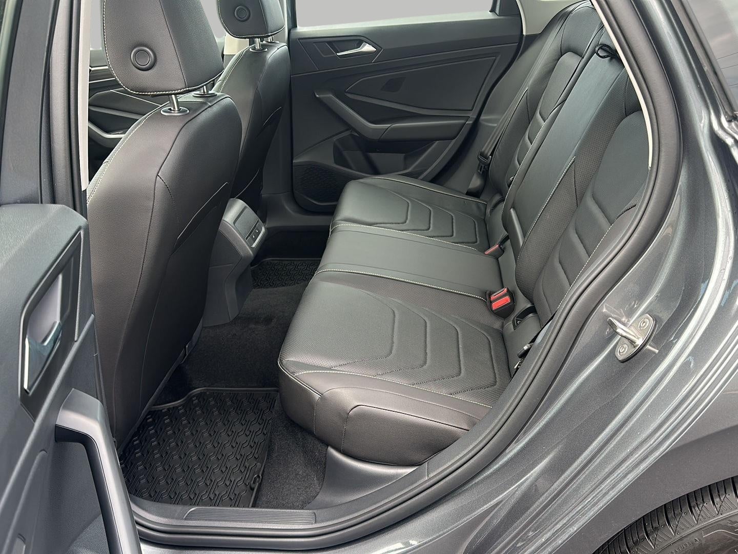 2023 Volkswagen Jetta SEL Auto