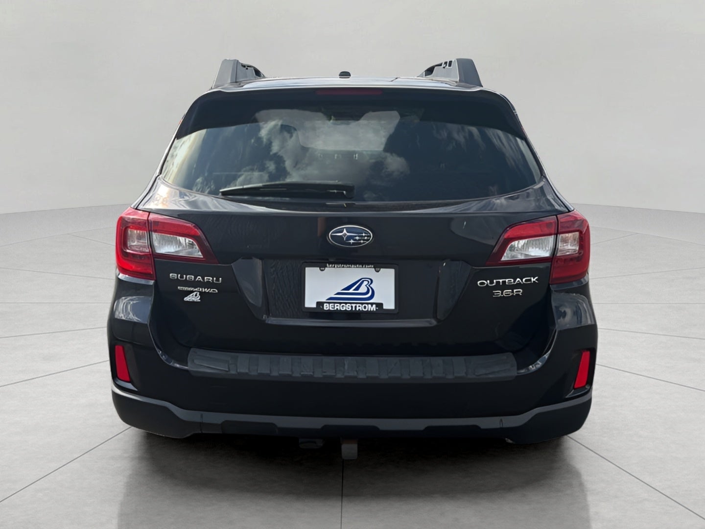 2015 Subaru Outback 4dr Wgn 3.6R Limited